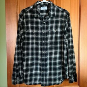 Old Navy Men’s Plaid Flannel Shirt, Large